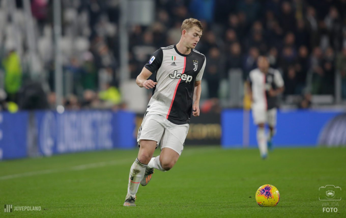 Sandro I De Ligt Na Ostatniej Prostej