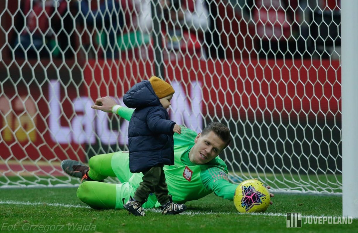 Szczesny Polska02