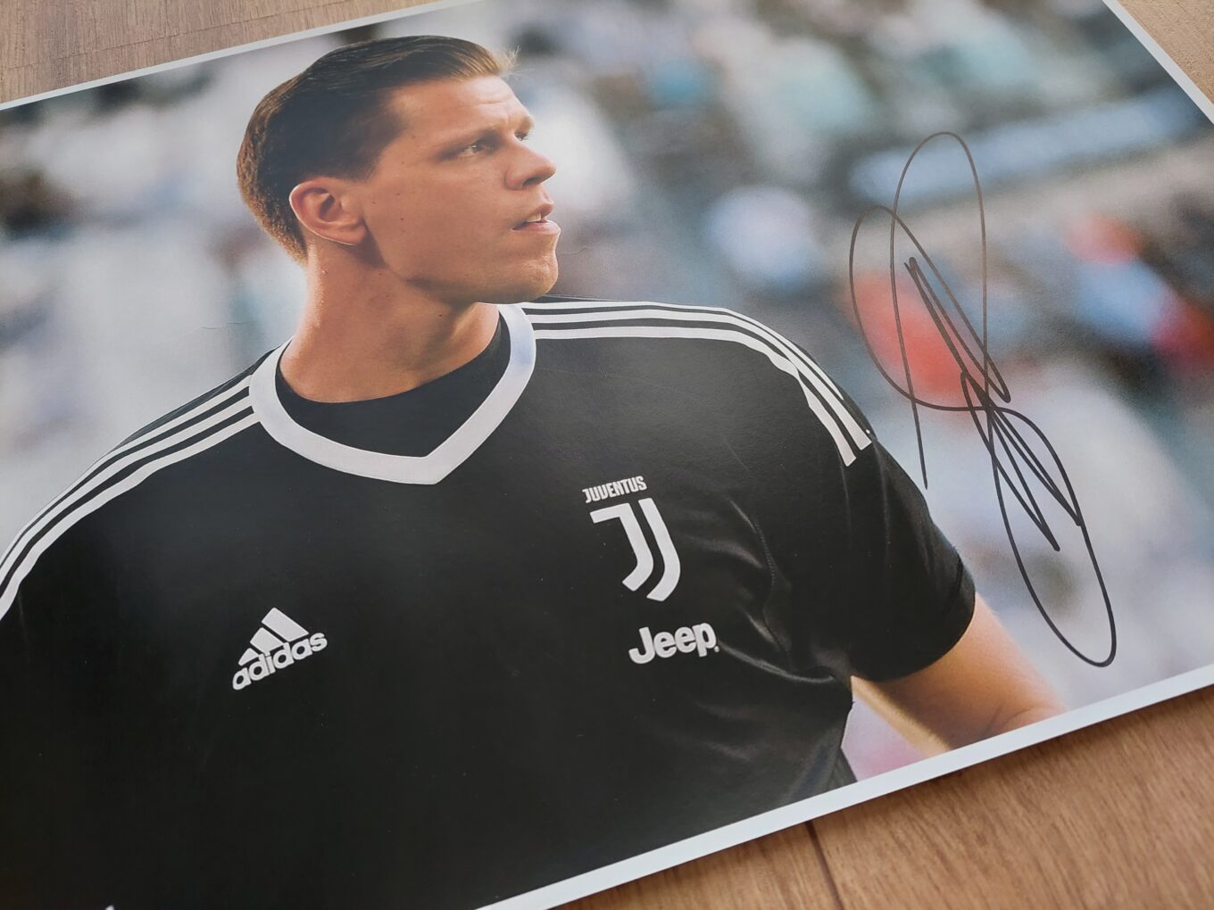 Wosp 2022 Zdjecie Szczesnego Z Autografem Licytacja Tylko Do 1200