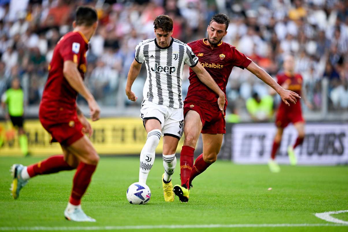Dusan Vlahovic Roma Juventus Twitter