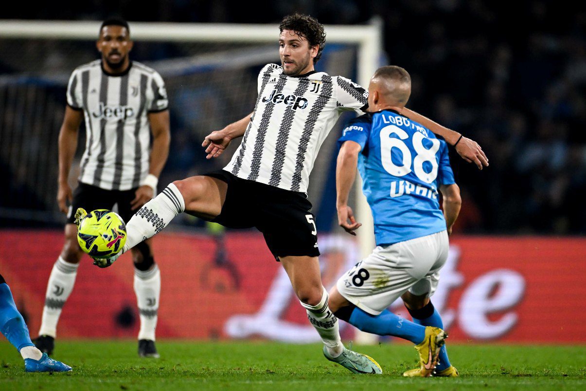 Manuel Locatelli Napoli Juvenuts Juventus Twitter